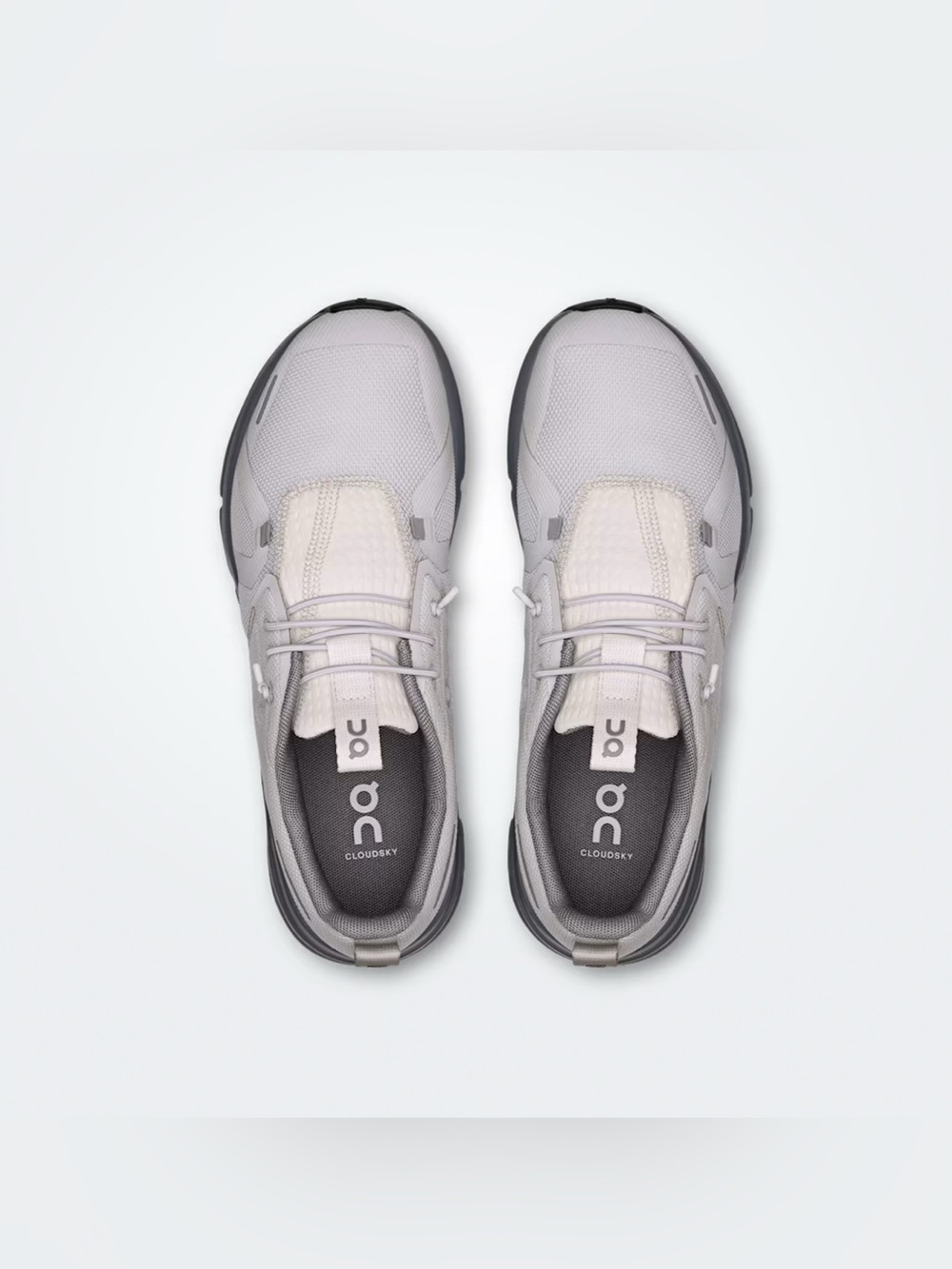 On Cloud Sky Shoes // Youth Size 6 - Picture 2 of 6
